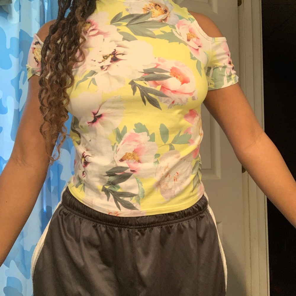 Floral top